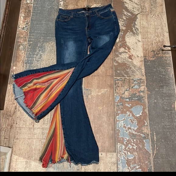 Meet your Posher, Heather - Picture 1 of 1